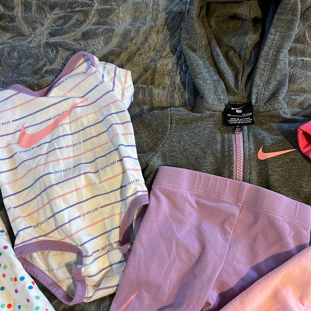 BABY NIKE AND PUMA BUNDLE!!